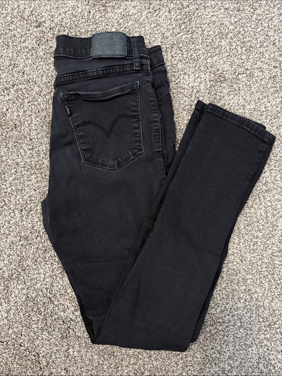 Levi's Denim - Levi's Women's Black Skinny Jeans - Classic Slim Fit